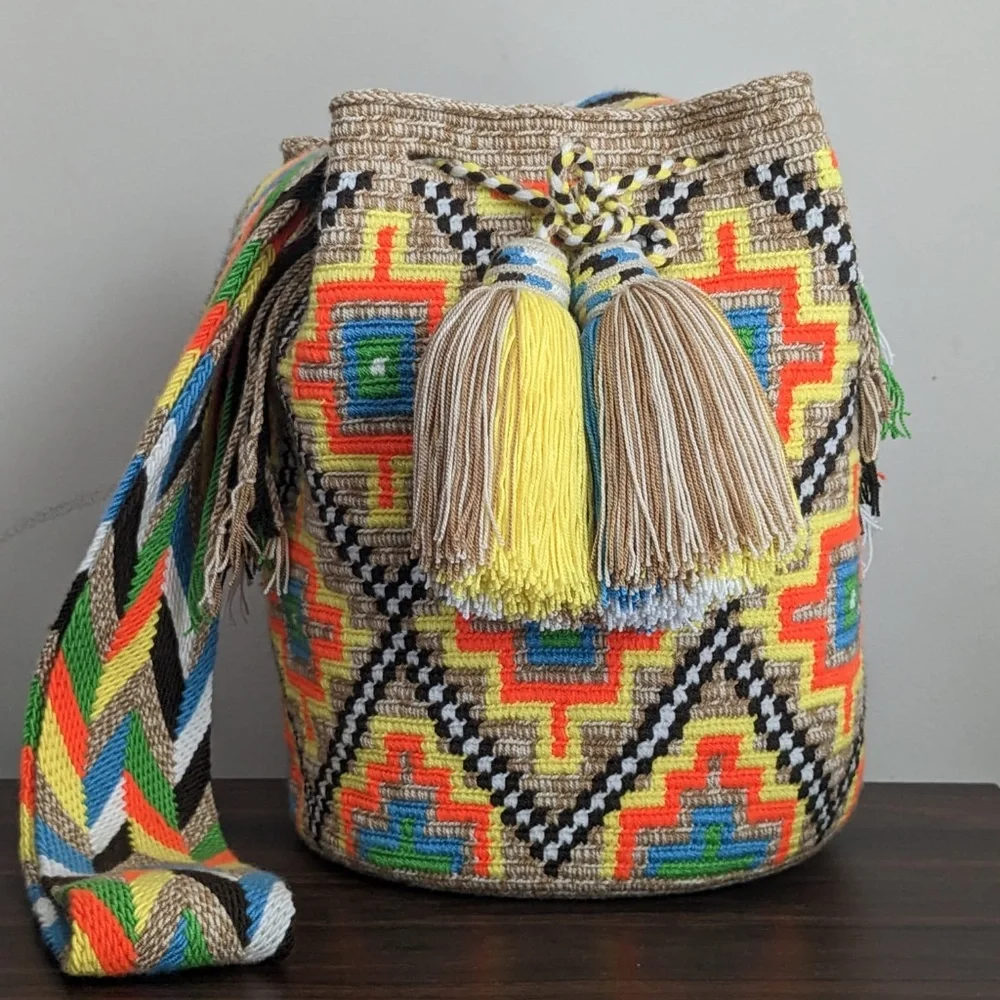 Authentic Wayuu Mochila Colombian Bag Large Size Colors matizada Autumn - Picture 2 of 6